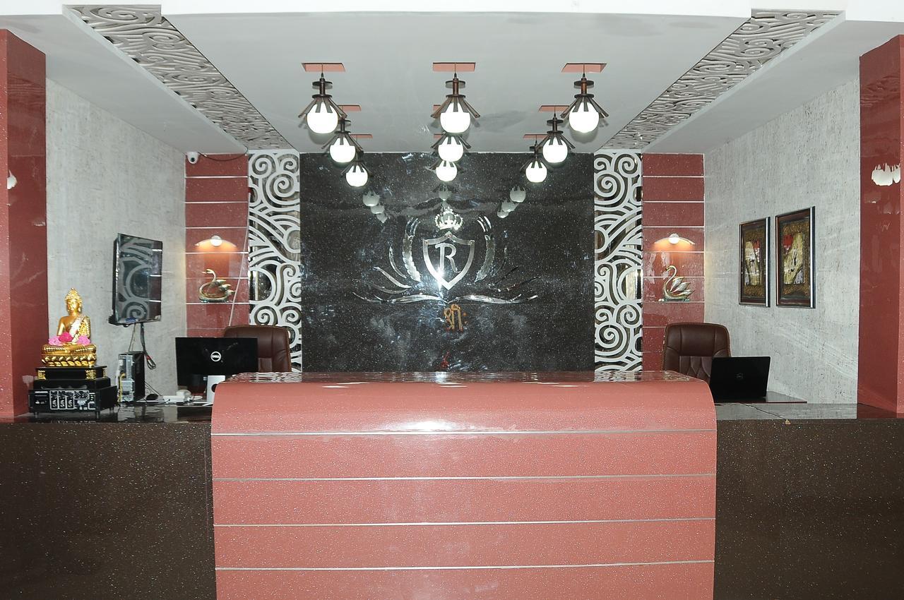 Hotel Rajahamsa Anantapur Exterior foto